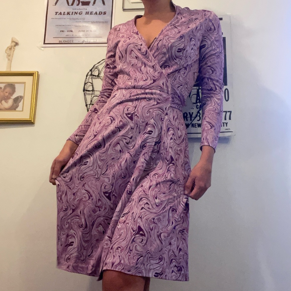 luxury vintage authentic diane von furstenberg 100% silk jersey wrap dress